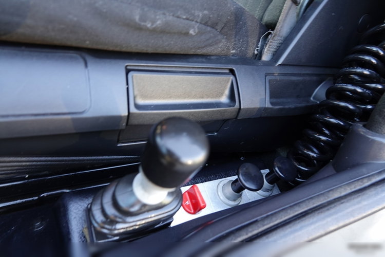 Mercedes AROCS 2640 / 6x4 / WYWROTKA / HYDROBURTA / + HDS HIAB 144 B-3 / STEROWANIE RADIOWE / ROTATOR / ŁYCHA / EURO 6 / MEILLER KIPER  zdjęcie 45