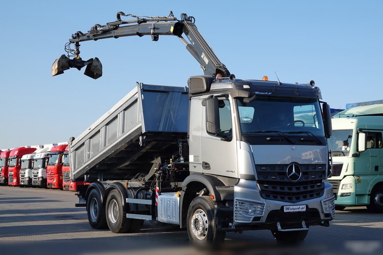 Mercedes AROCS 2640 / 6x4 / WYWROTKA / HYDROBURTA / + HDS HIAB 144 B-3 / STEROWANIE RADIOWE / ROTATOR / ŁYCHA / EURO 6 / MEILLER KIPER  zdjęcie 4