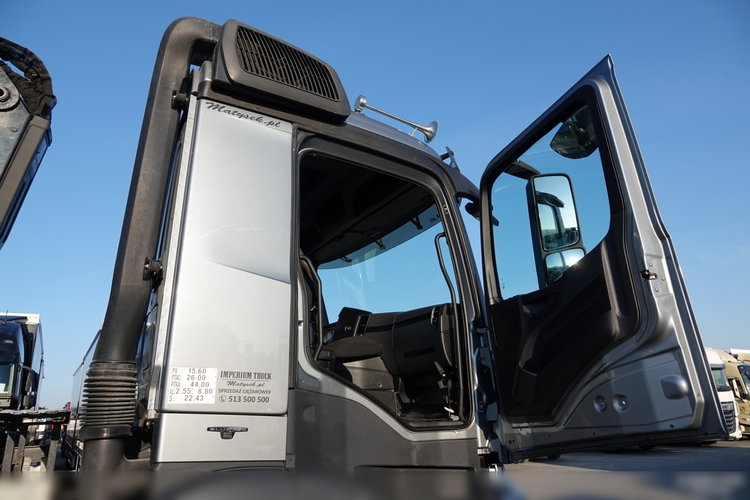 Mercedes AROCS 2640 / 6x4 / WYWROTKA / HYDROBURTA / + HDS HIAB 144 B-3 / STEROWANIE RADIOWE / ROTATOR / ŁYCHA / EURO 6 / MEILLER KIPER  zdjęcie 56