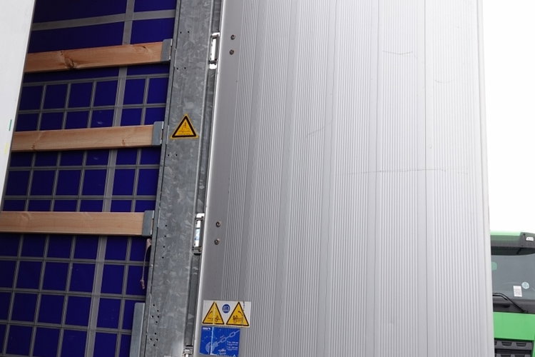 Schmitz -CARGOBULL / FIRANKA / STANDARD / 2 OSIE PODNOSZONE  / MAŁO UŻYWANA  zdjęcie 14