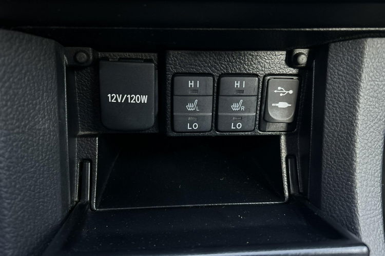Toyota Corolla 1.6 VVTi 132KM PREMIUM COMFORT design, salon Polska zdjęcie 16
