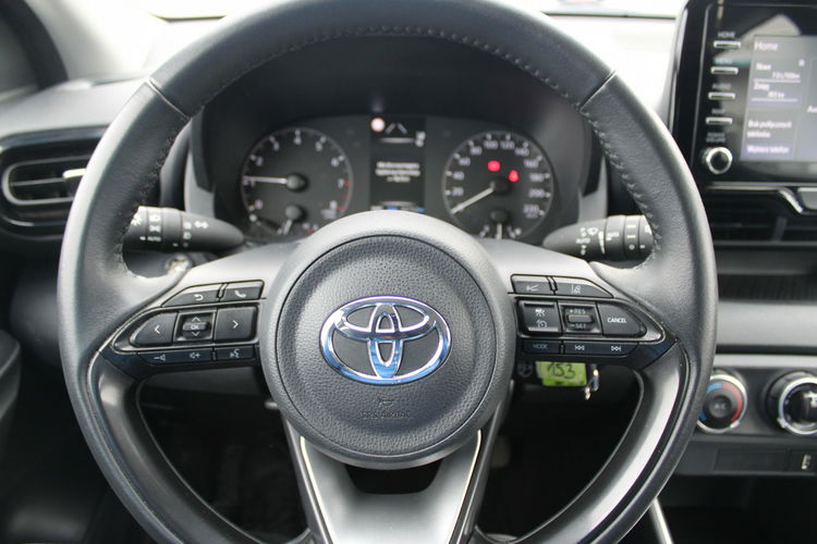 Toyota Yaris 1.5 Dynamic Force 125KM Comfort LPG zdjęcie 14