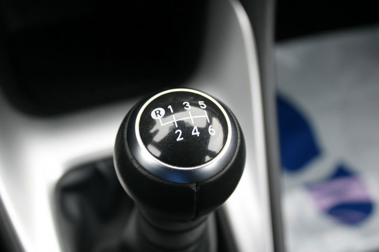 Toyota Yaris 1.5 Dynamic Force 125KM Comfort LPG zdjęcie 21