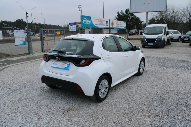 Toyota Yaris 1.5 Dynamic Force 125KM Comfort LPG zdjęcie 5