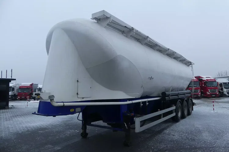 Spitzer SF / CYSTERNA 55m3 / SILOS DO MATERIAŁÓW SYPKICH / zdjęcie 1