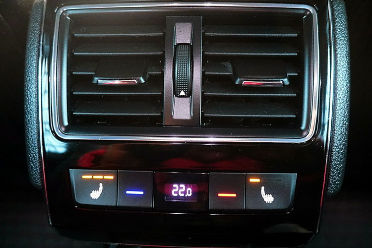 Skoda Superb Laurin&Klement 200KM AUTOMAT GWARANCJA 1wł Kraj 100% Bezwypadkowy F23% 4x2 zdjęcie 13