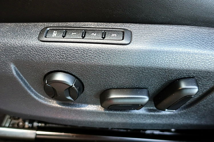 Skoda Superb Laurin&Klement 200KM AUTOMAT GWARANCJA 1wł Kraj 100% Bezwypadkowy F23% 4x2 zdjęcie 19