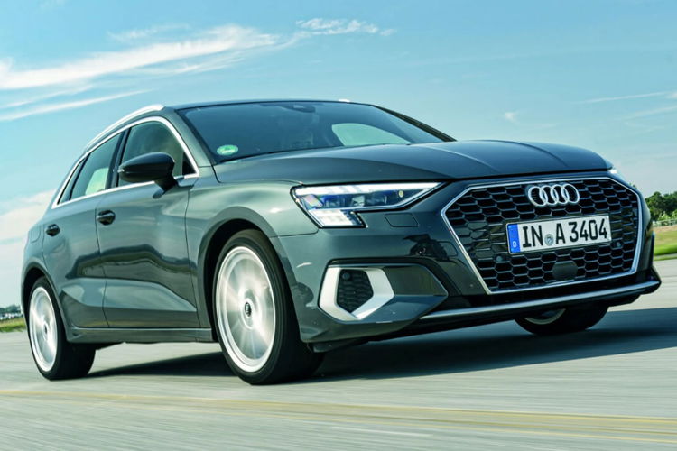 AUDI A3 35 TFSI mHEV S Line S tronic zdjęcie 1