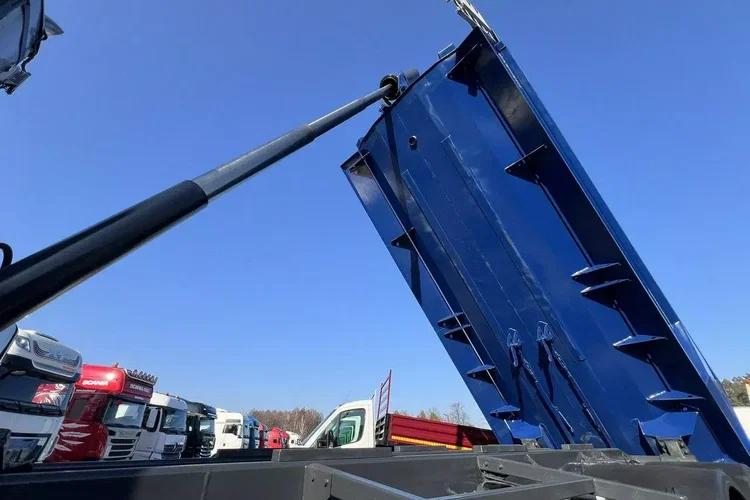 Mercedes Actros 4141 8x4 Wywrot CARNEHL Automat EPS Zadbany Super Stan zdjęcie 14