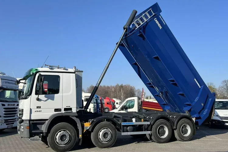 Mercedes Actros 4141 8x4 Wywrot CARNEHL Automat EPS Zadbany Super Stan zdjęcie 2