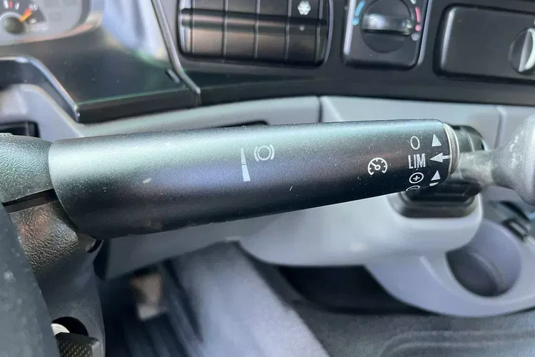 Mercedes Actros 4141 8x4 Wywrot CARNEHL Automat EPS Zadbany Super Stan zdjęcie 31