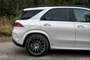 Mercedes GLE 400 4MATIC / SALON POLSKA / BEZWYPADKOWY / FAKTURA / 2 KOMPLETY KÓŁ zdjęcie 16