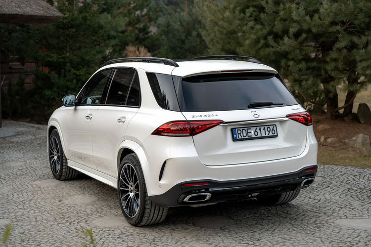 Mercedes GLE 400 4MATIC / SALON POLSKA / BEZWYPADKOWY / FAKTURA / 2 KOMPLETY KÓŁ zdjęcie 2