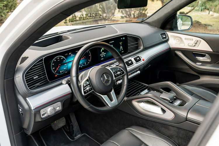 Mercedes GLE 400 4MATIC / SALON POLSKA / BEZWYPADKOWY / FAKTURA / 2 KOMPLETY KÓŁ zdjęcie 33