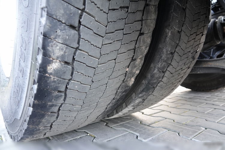 Volvo FMX 450 / RETARDER / NISKA KABINA / EURO 6 / SPROWADZONY  zdjęcie 20