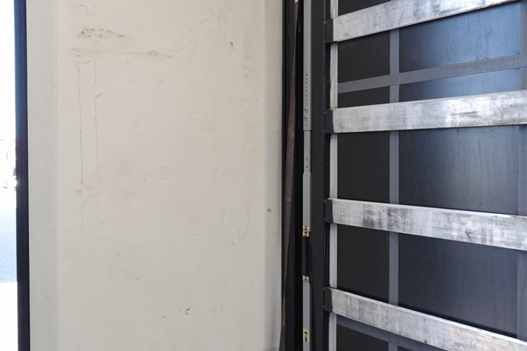 DAF XF 480 / ZESTAW TANDEM / 120 M3 / PRZEJAZDOWY / ZAWIESIA DOKI DO WÓZKA / KLIMA POSTOJOWA / PO ZŁOTYM KONTRAKCIE SERWISOWYM  zdjęcie 38