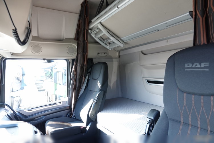 DAF XF 480 / ZESTAW TANDEM / 120 M3 / PRZEJAZDOWY / ZAWIESIA DOKI DO WÓZKA / KLIMA POSTOJOWA / PO ZŁOTYM KONTRAKCIE SERWISOWYM  zdjęcie 50