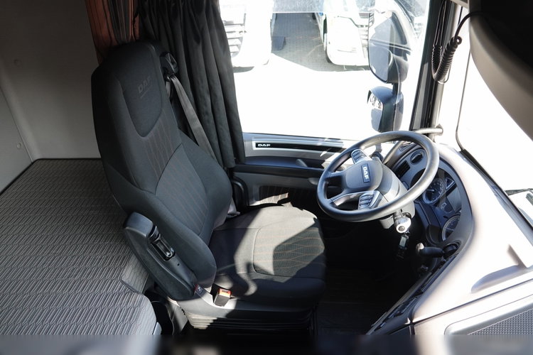 DAF XF 480 / ZESTAW TANDEM / 120 M3 / PRZEJAZDOWY / ZAWIESIA DOKI DO WÓZKA / KLIMA POSTOJOWA / PO ZŁOTYM KONTRAKCIE SERWISOWYM  zdjęcie 52