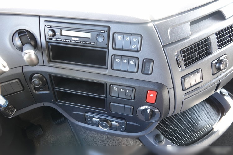 DAF XF 480 / ZESTAW TANDEM / 120 M3 / PRZEJAZDOWY / ZAWIESIA DOKI DO WÓZKA / KLIMA POSTOJOWA / PO ZŁOTYM KONTRAKCIE SERWISOWYM  zdjęcie 55