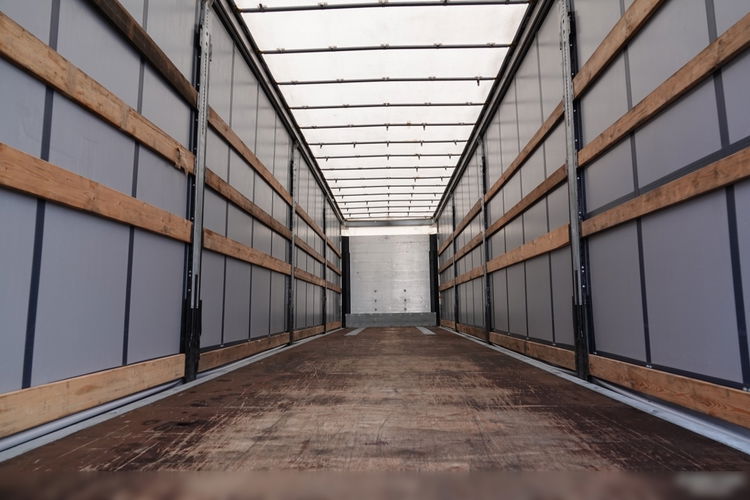 Schmitz -CARGOBULL / FIRANKA / STANDARD / 2 OSIE PODNOSZONE / MAŁO UŻYWANA zdjęcie 15