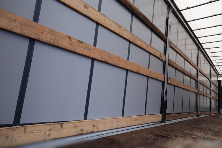 Schmitz -CARGOBULL / FIRANKA / STANDARD / 2 OSIE PODNOSZONE / MAŁO UŻYWANA zdjęcie 16