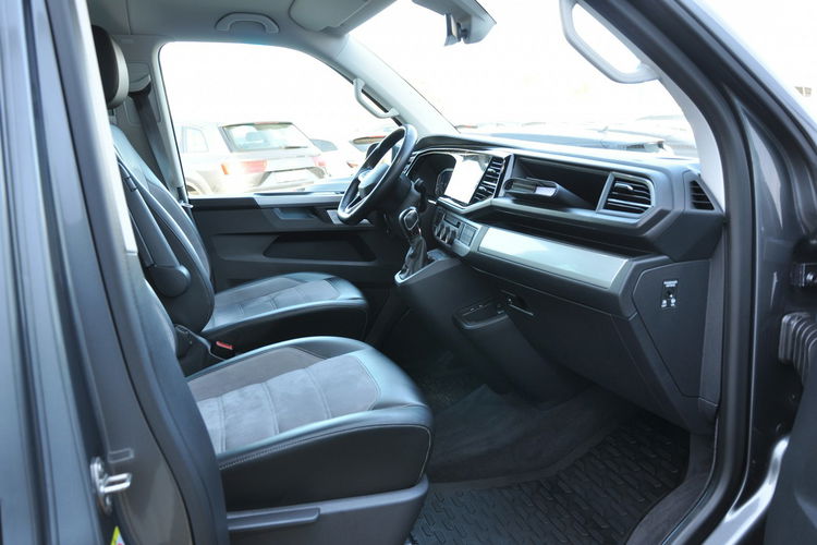 Volkswagen Multivan 2.0TDI 150KM DSG Highline 7-os Kamera Ledy Virtual Hak SalonPL 1wł zdjęcie 33
