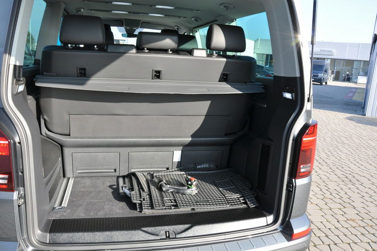 Volkswagen Multivan 2.0TDI 150KM DSG Highline 7-os Kamera Ledy Virtual Hak SalonPL 1wł zdjęcie 6