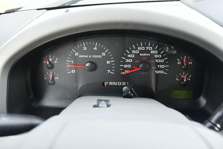 Ford F150 5.4Benz. Automat.Hak.Centralka, El.szyby.El.Lusterka.5 Osób. zdjęcie 26