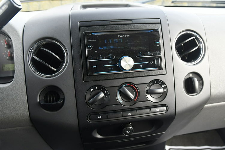 Ford F150 5.4Benz. Automat.Hak.Centralka, El.szyby.El.Lusterka.5 Osób. zdjęcie 27