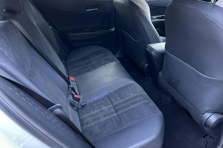 Toyota C-HR 1.8 HSD 122KM GR SPORT DYNAMIC, salon Polska, gwarancja, FV23% zdjęcie 13