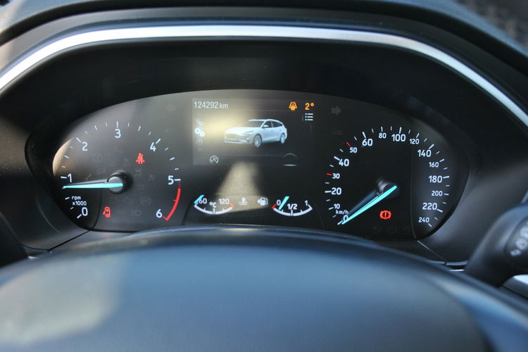Focus Kombi Connected 1, 5 EcoBlue 120KM ASO Forda Gwarancja zdjęcie 13