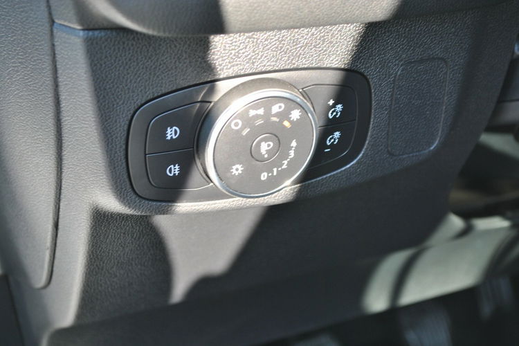 Focus Kombi Connected 1, 5 EcoBlue 120KM ASO Forda Gwarancja zdjęcie 18