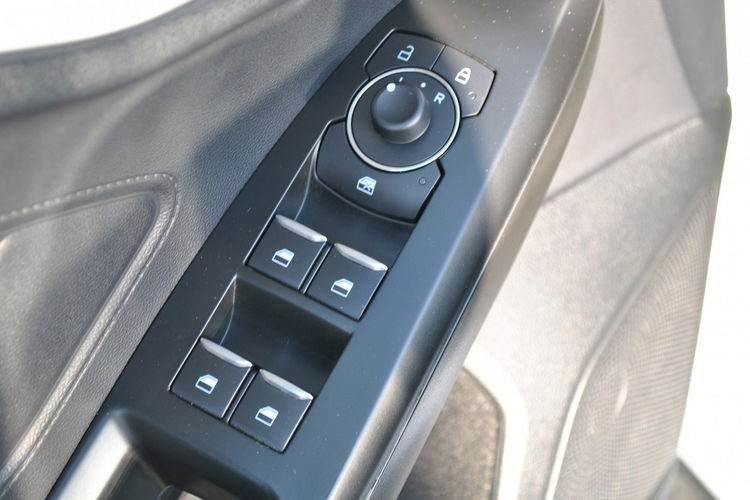 Focus Kombi Connected 1, 5 EcoBlue 120KM ASO Forda Gwarancja zdjęcie 19