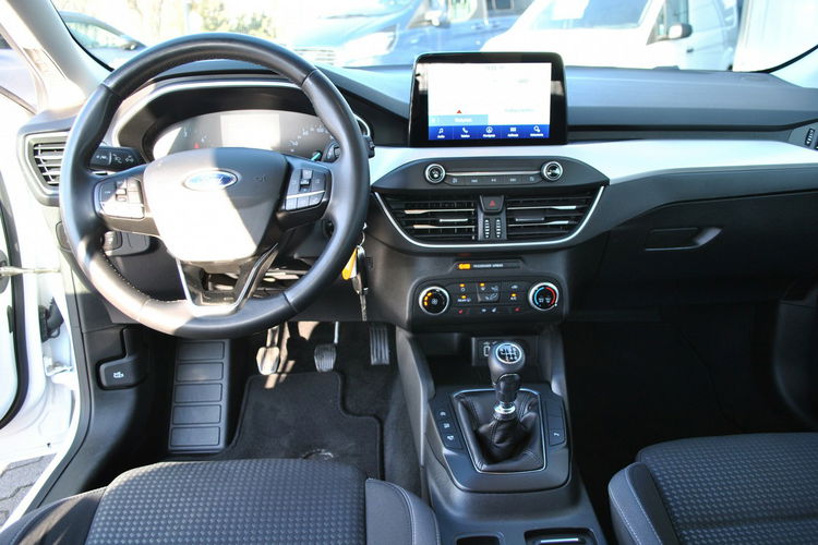 Focus Kombi Connected 1, 5 EcoBlue 120KM ASO Forda Gwarancja zdjęcie 20