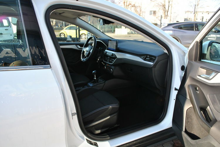 Focus Kombi Connected 1, 5 EcoBlue 120KM ASO Forda Gwarancja zdjęcie 22