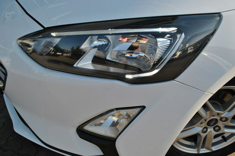 Focus Kombi Connected 1, 5 EcoBlue 120KM ASO Forda Gwarancja zdjęcie 23