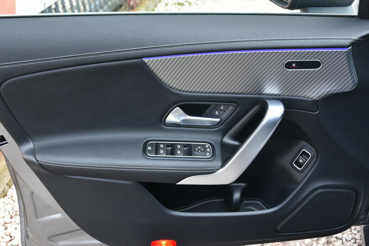 Mercedes CLA 200 Polski SALON 2023r. 13tkm AMG line Ambiente Kamera Fv23 zdjęcie 15