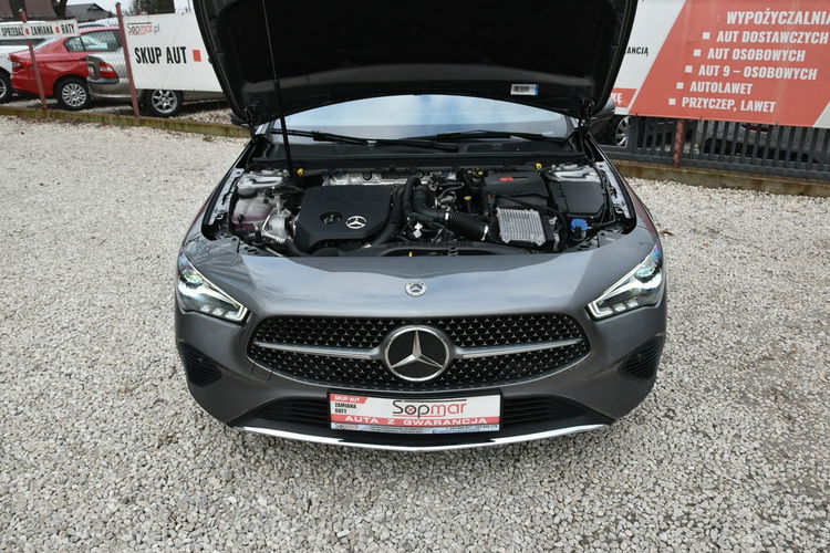 Mercedes CLA 200 Polski SALON 2023r. 13tkm AMG line Ambiente Kamera Fv23 zdjęcie 27