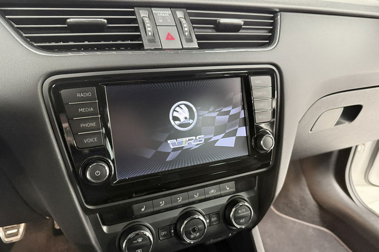 Skoda Octavia RS 2.0 TDI 184KM CHALLENGE VRS Mode AppleCar Bi-Xenon KeyLessGo CANTON zdjęcie 36