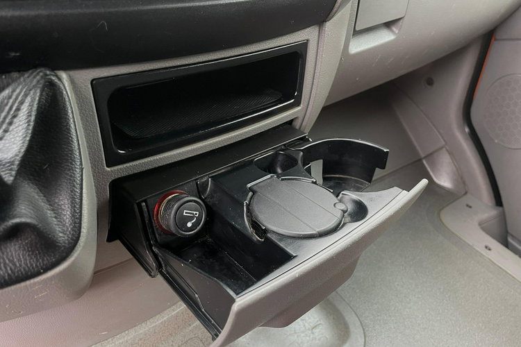 Volkswagen Crafter 2.0 165 KM 2014 L2H2 244 tys. km Klimatyzacja Kamera cofania zdjęcie 16