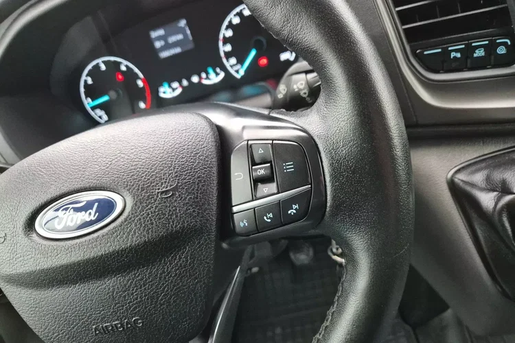 Ford Transit L3H2 64999zł NETTO 2.0 TdCi/131KM zdjęcie 22