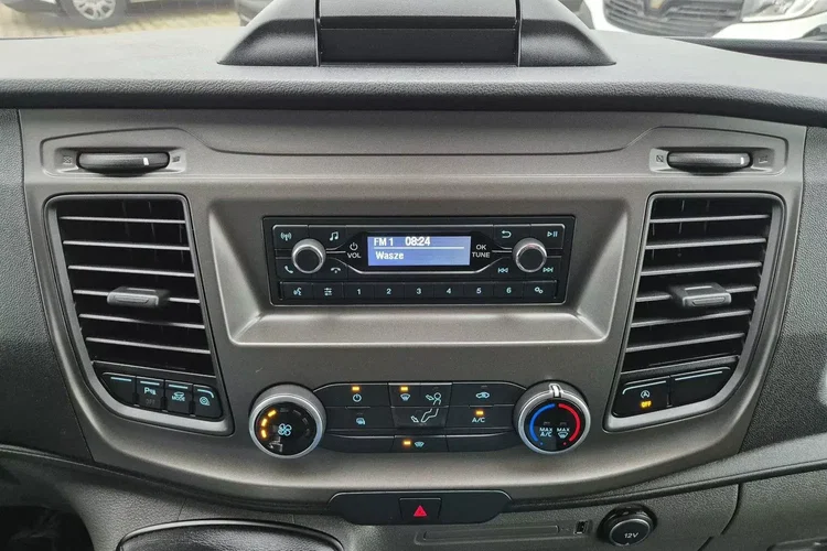 Ford Transit L3H2 64999zł NETTO 2.0 TdCi/131KM zdjęcie 26