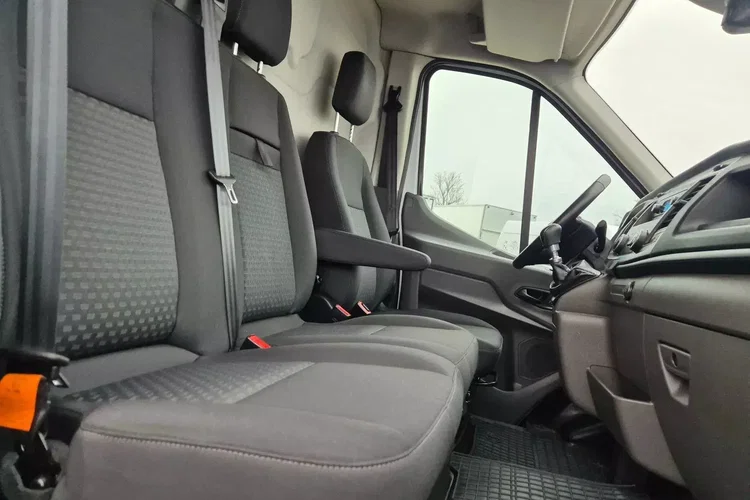 Ford Transit L3H2 64999zł NETTO 2.0 TdCi/131KM zdjęcie 27