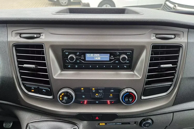 Ford Transit Custom L2H2 59900zł NETTO 2.0TdCi/170KM zdjęcie 26