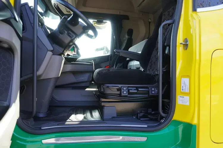 Scania R650 V8 8x4/4 E6 / r.2020 zdjęcie 17