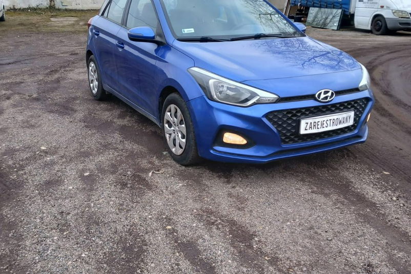 samochód osobowy Hyundai zdjęcie 1