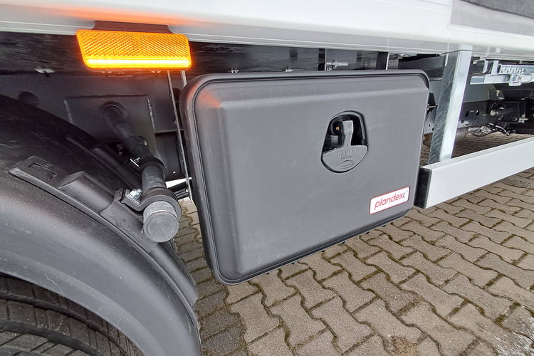 Iveco Daily 70C18HA8 zdjęcie 15