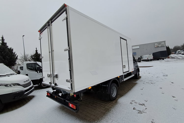 Iveco Daily 70C18HA8 zdjęcie 16