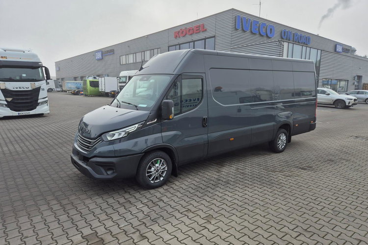 Iveco Daily 35S18HA8 V zdjęcie 2