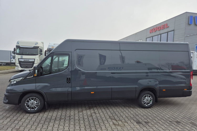 Iveco Daily 35S18HA8 V zdjęcie 3